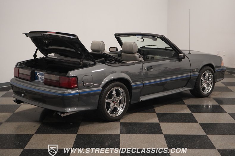 1989 Ford Mustang 57