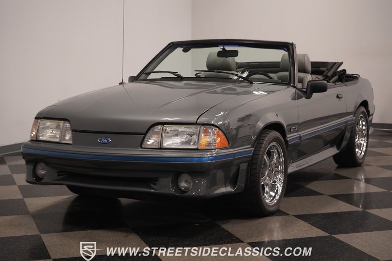 1989 Ford Mustang 6