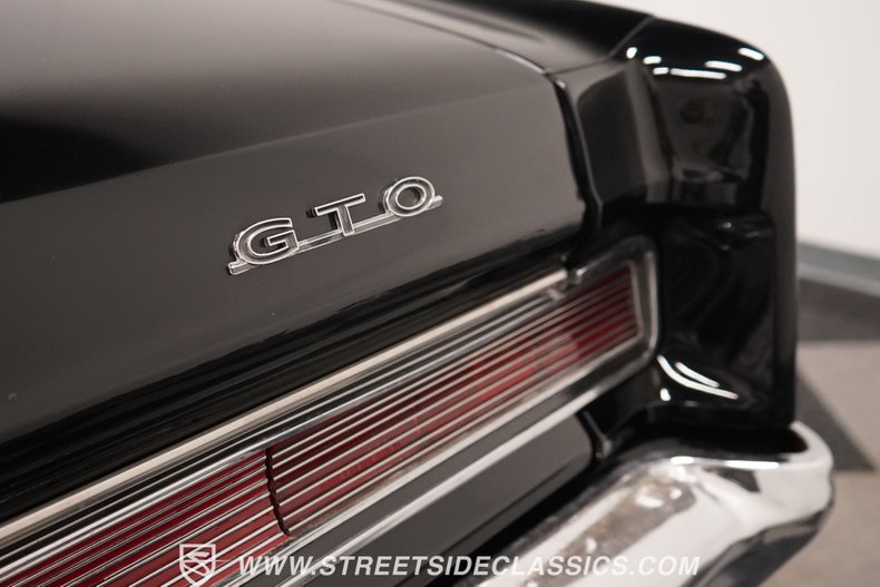 1964 Pontiac GTO 81