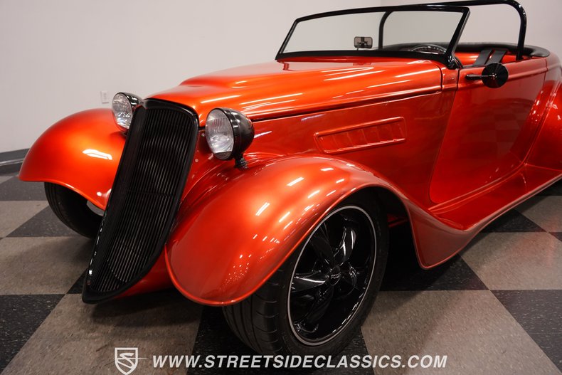 1933 Ford Roadster 23