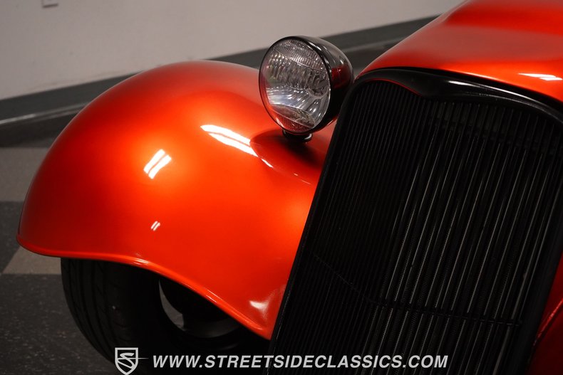 1933 Ford Roadster 73