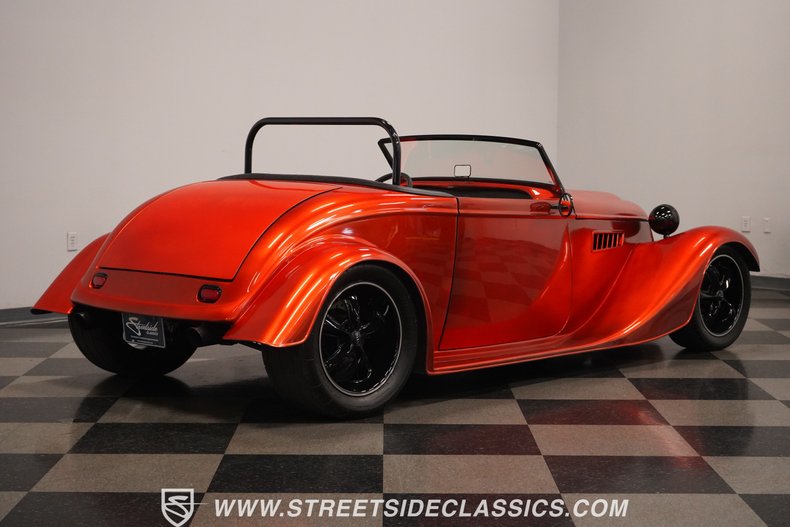1933 Ford Roadster 15
