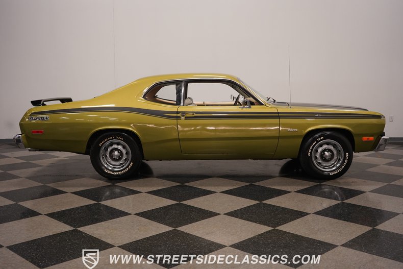 1974 Plymouth Duster 17