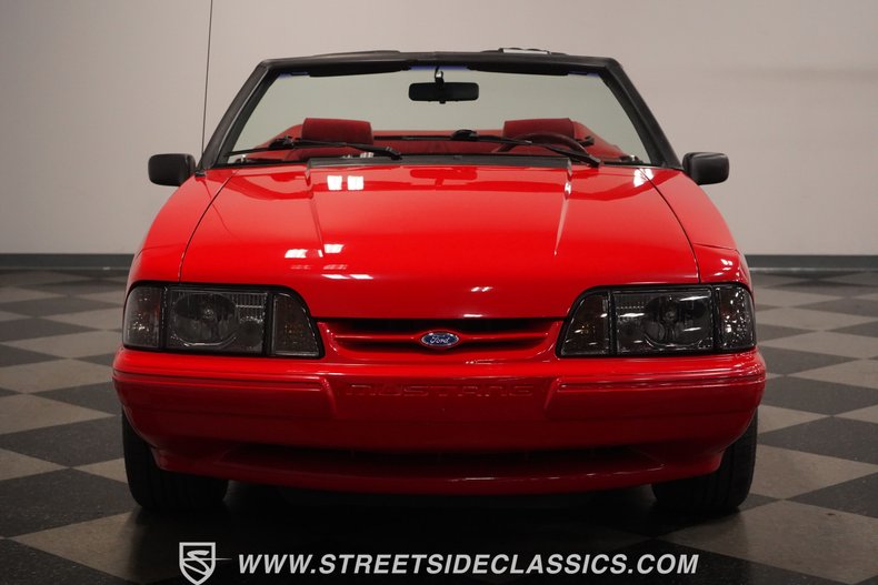 1992 Ford Mustang 5