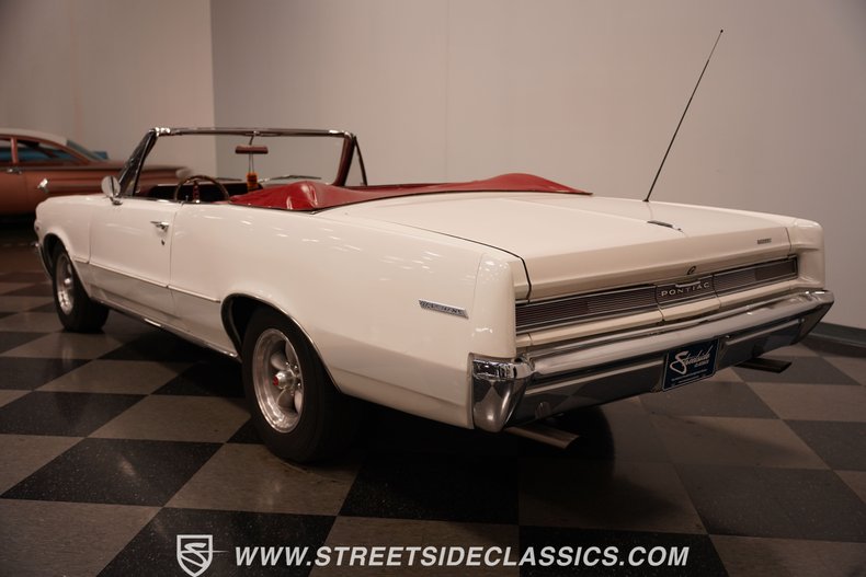 1964 Pontiac LeMans 12
