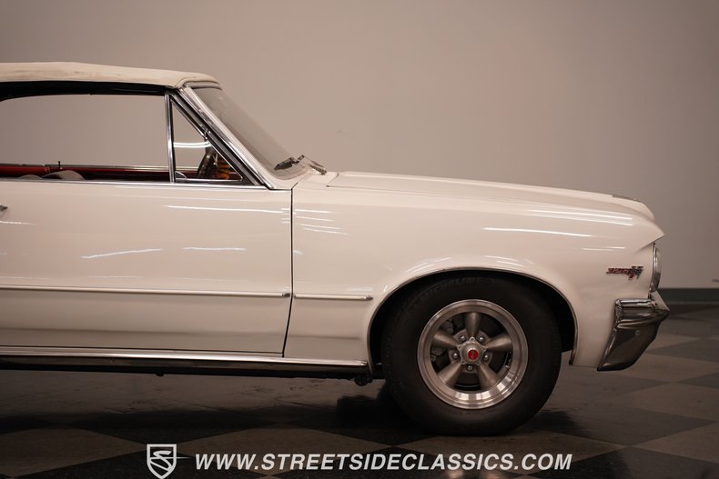 1964 Pontiac LeMans 33