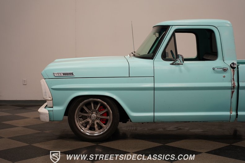 1967 Ford F-100 25