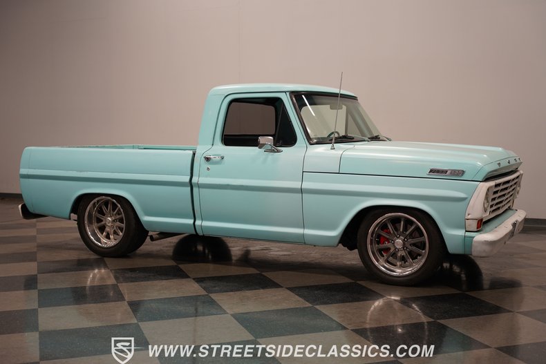1967 Ford F-100 18