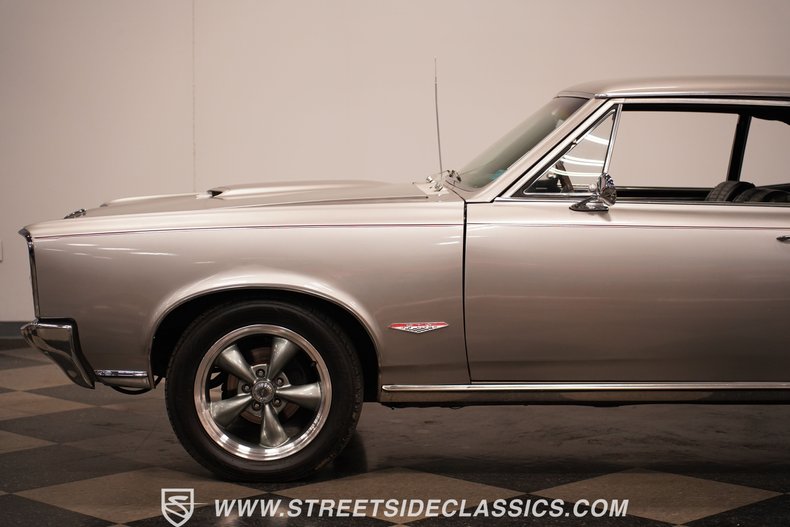 1966 Pontiac GTO 25