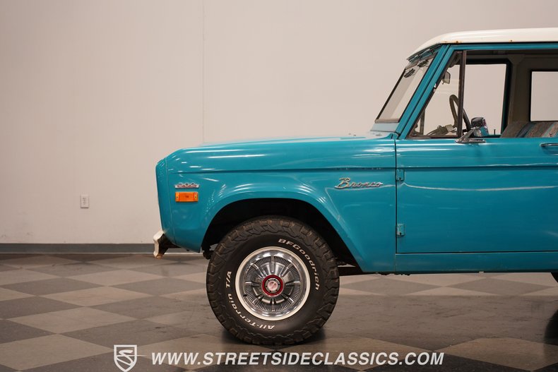 1970 Ford Bronco 25