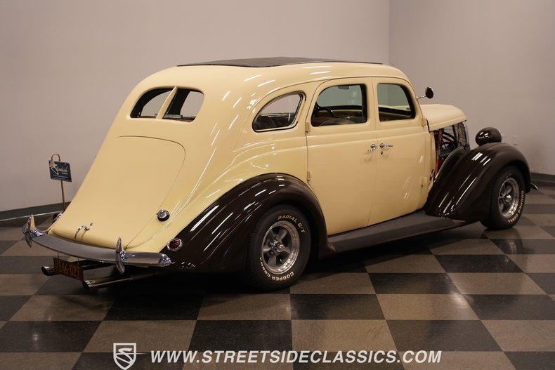 1935 Nash Ambassador 29