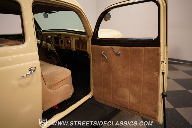 1935 Nash Ambassador 56