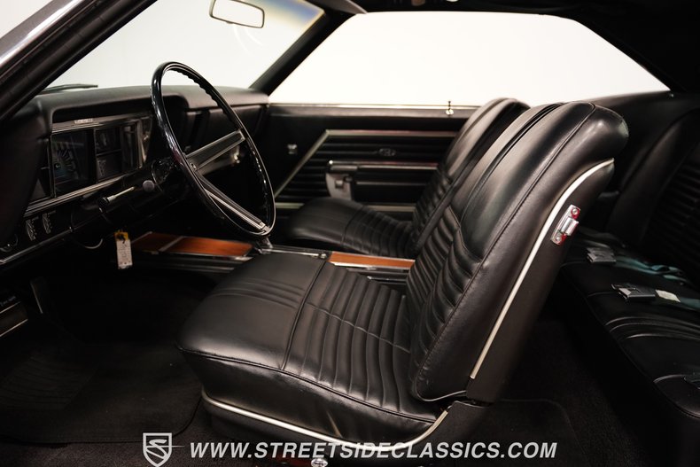 1968 Buick Riviera 4