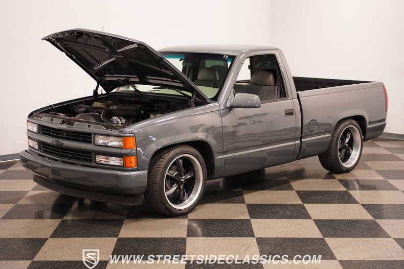 1995 Chevrolet C1500  35