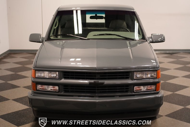 1995 Chevrolet C1500  21