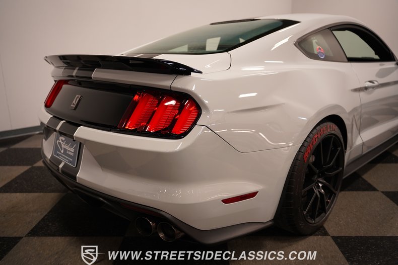 2016 Ford Mustang 30