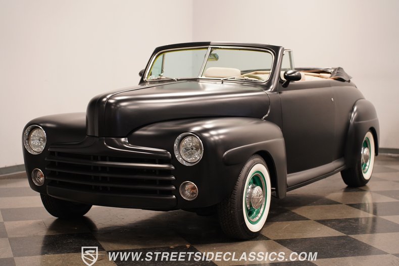 1946 Ford Deluxe 6