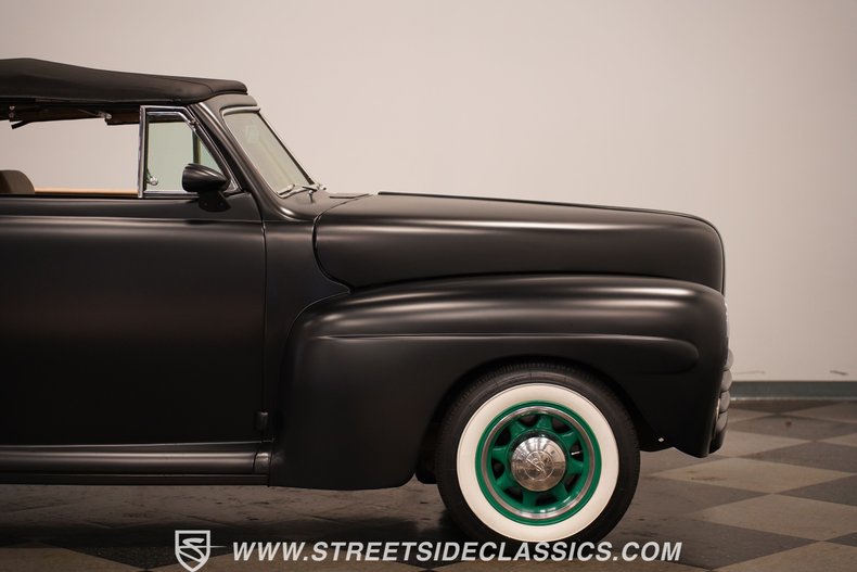 1946 Ford Deluxe 33