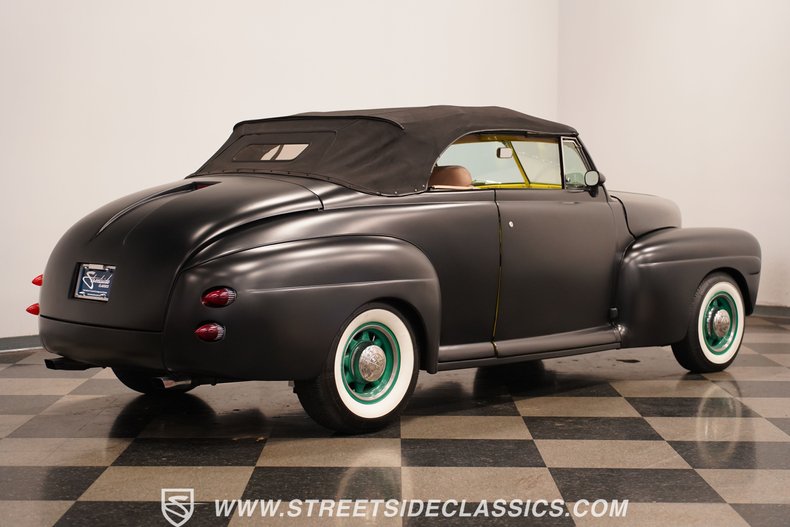 1946 Ford Deluxe 15