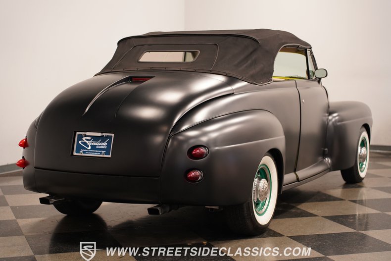 1946 Ford Deluxe 14