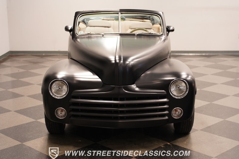 1946 Ford Deluxe 21