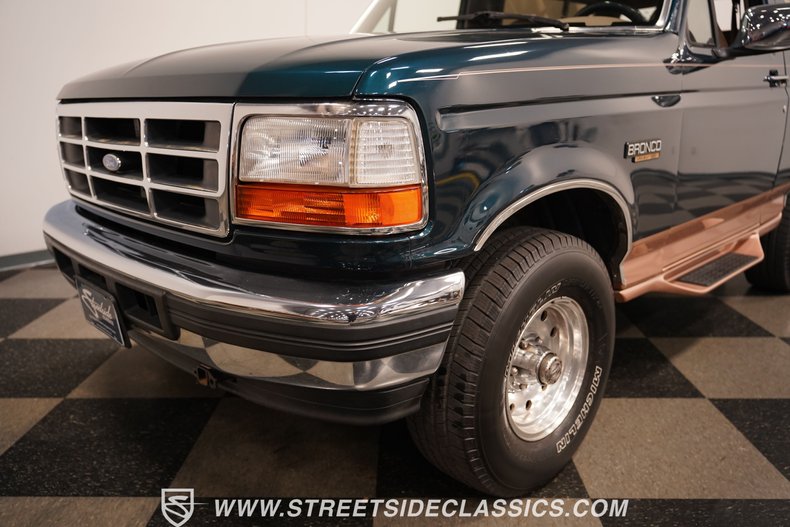 1995 Ford Bronco 4X4 Eddie Bauer 23