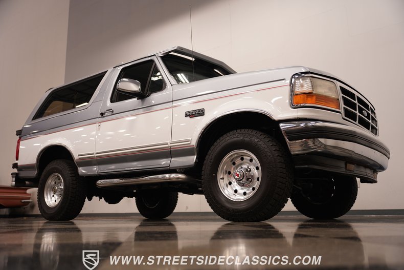 1995 Ford Bronco 34