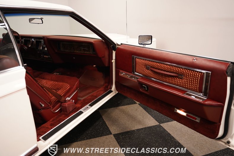1977 Lincoln Continental 56