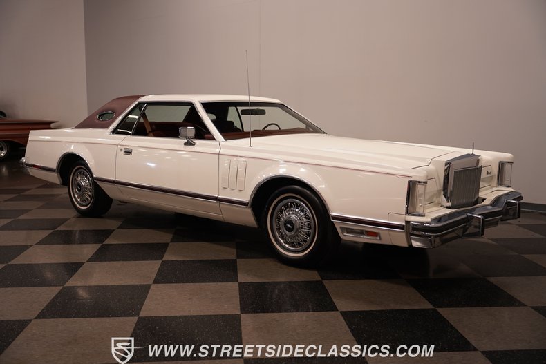 1977 Lincoln Continental Mark V 19