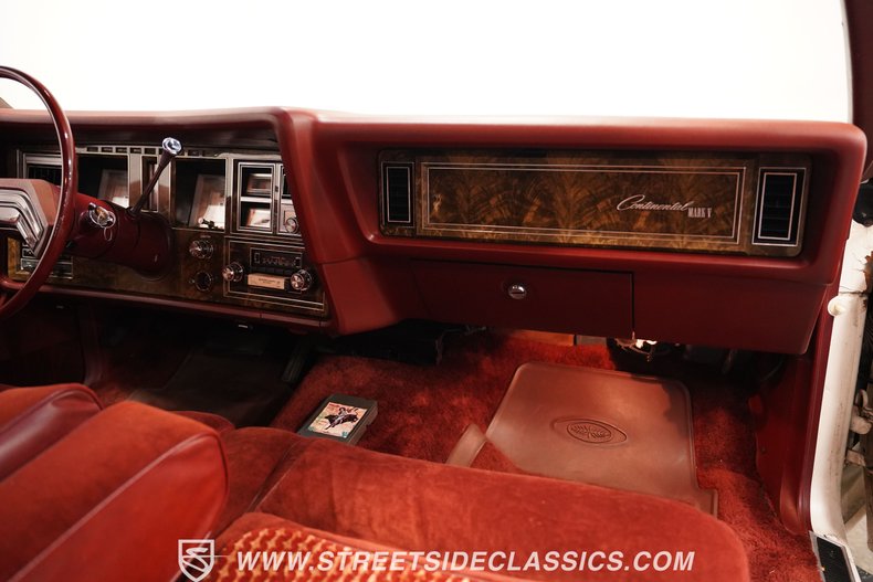 1977 Lincoln Continental 54