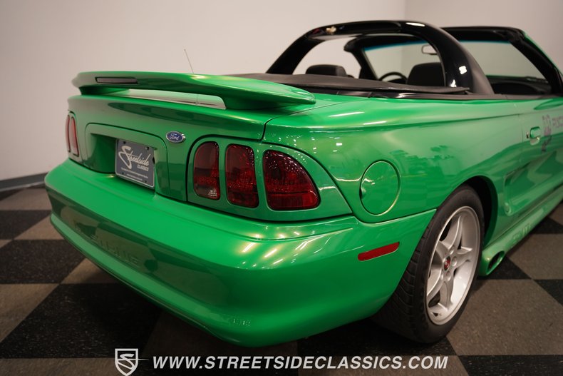 1994 Ford Mustang 30