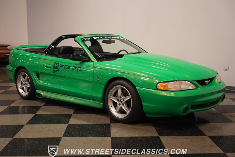 1994 Ford Mustang 19