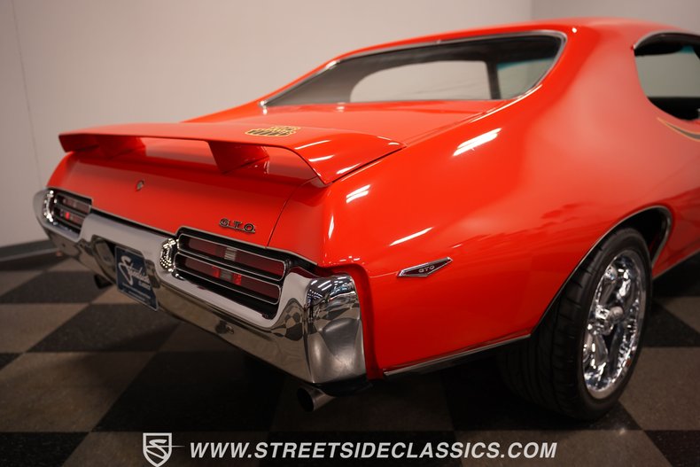 1969 Pontiac GTO 30