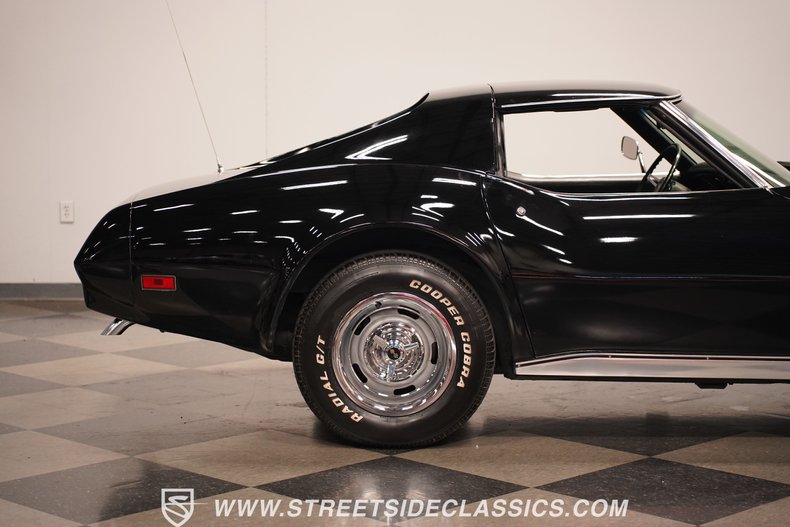1974 Chevrolet Corvette 32