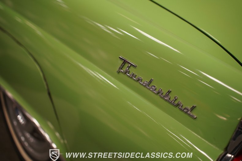 1956 Ford Thunderbird 77