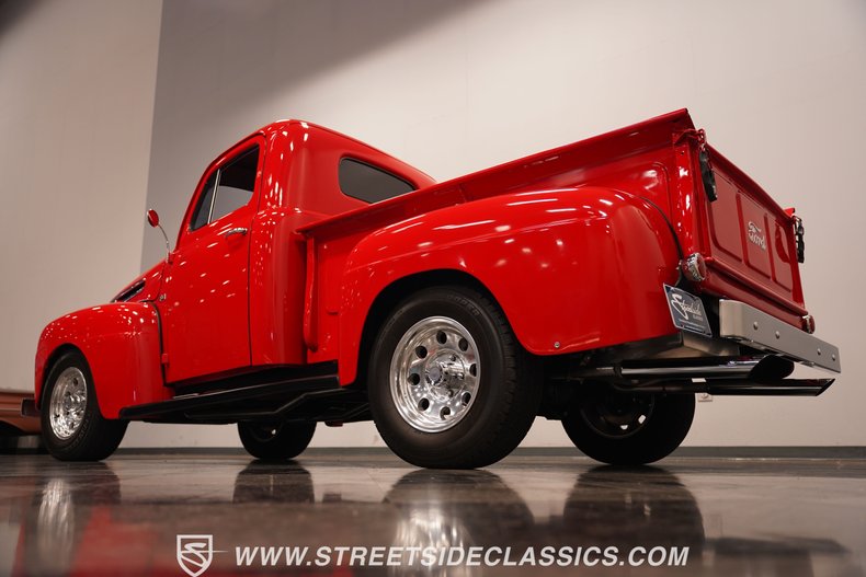 1949 Ford F-1 27