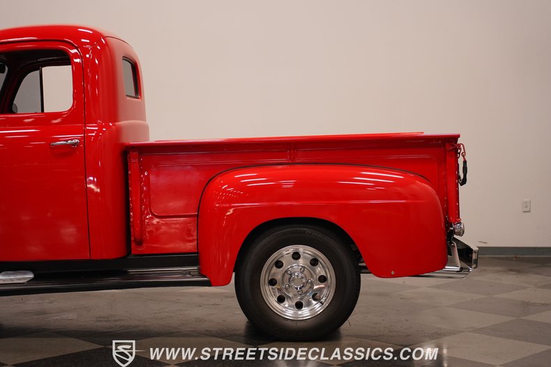 1949 Ford F-1 26