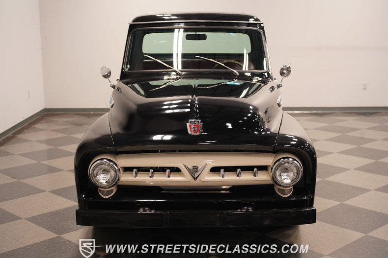 1953 Ford F-100 21