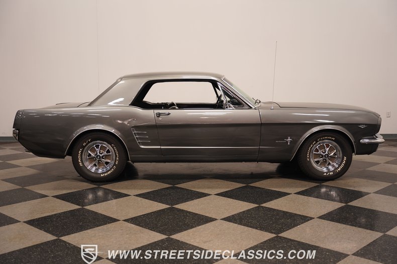 1966 Ford Mustang 17