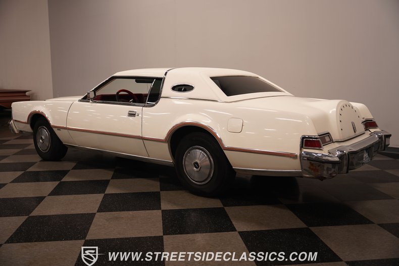 1976 Lincoln Continental Mark IV Lipstick Edition 11