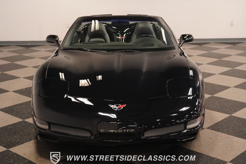 2000 Chevrolet Corvette Convertible 21