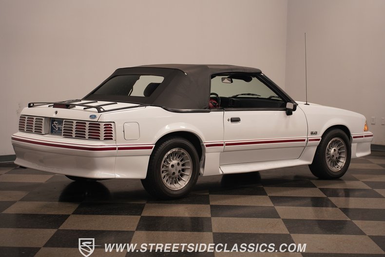 1989 Ford Mustang GT Convertible 15