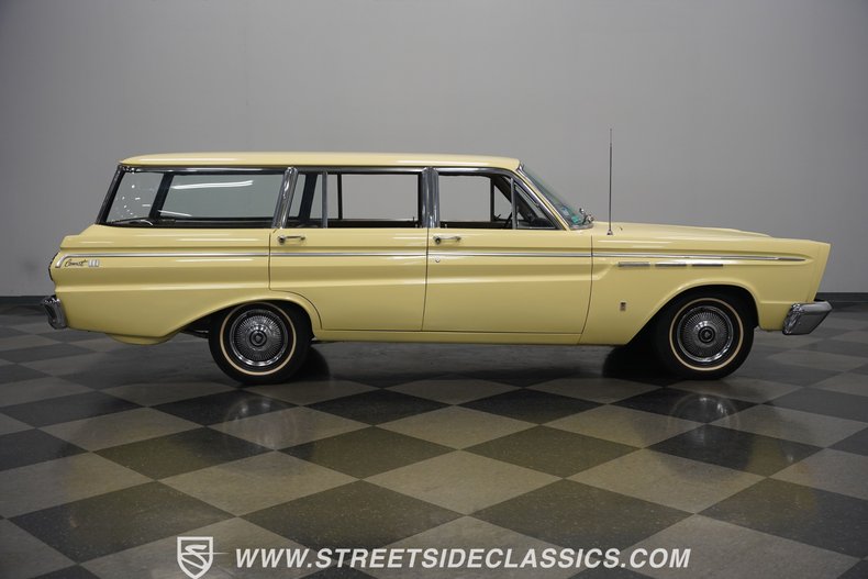 1965 Mercury Comet 404 Station Wagon 17