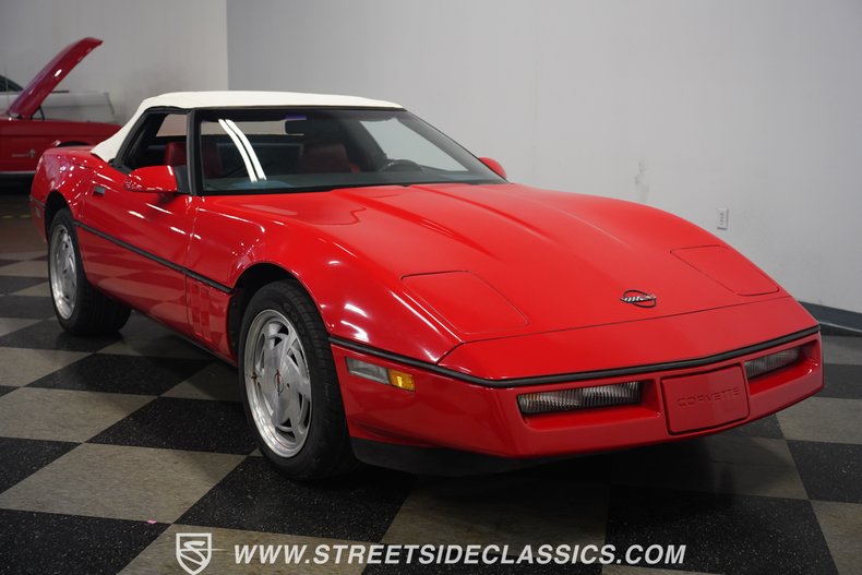 1988 Chevrolet Corvette Convertible 20