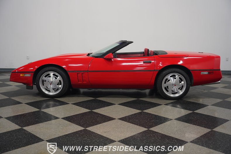 1988 Chevrolet Corvette Convertible 2