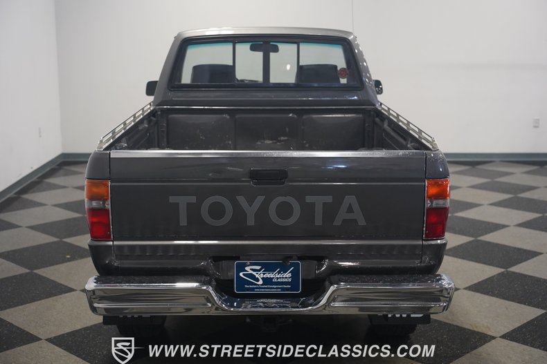 1987 Toyota Pickup 4X4 28