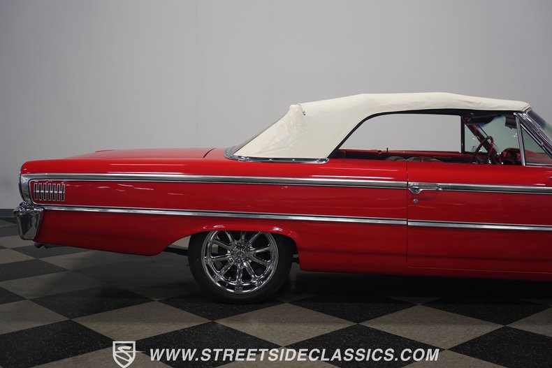 1963 Ford Galaxie 500 Convertible 33