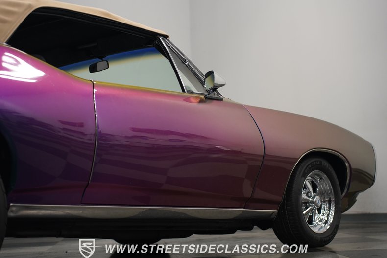 1968 Pontiac LeMans Convertible 32