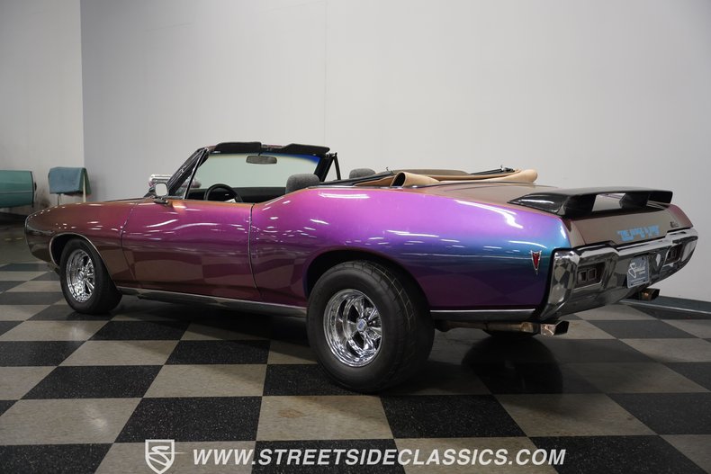 1968 Pontiac LeMans Convertible 10