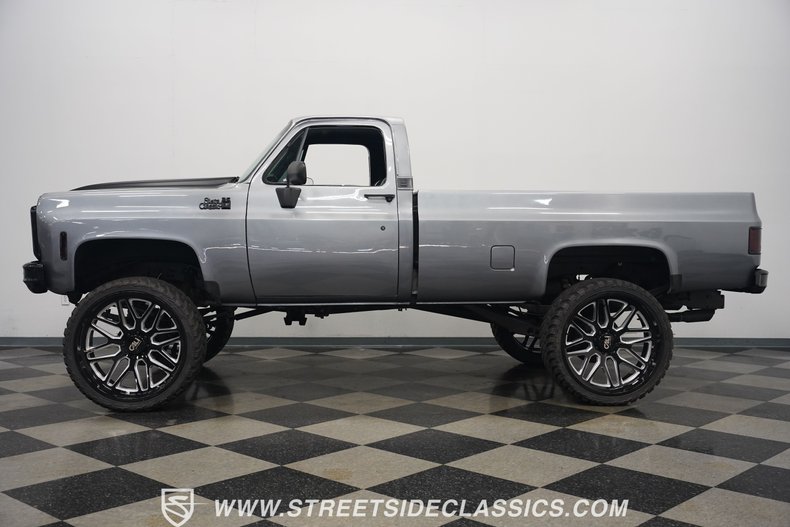 1980 GMC 2500 4X4 Restomod 2